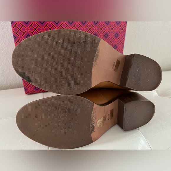 Tory Burch Siena Leather Booties in Light Tan-NWT - Picture 11 of 13